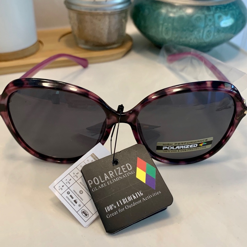 Giselle Sunglasses Polarized Purple Tiger Frame